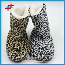 2015 super soft ladies winter fashion leopard print home half boot socks